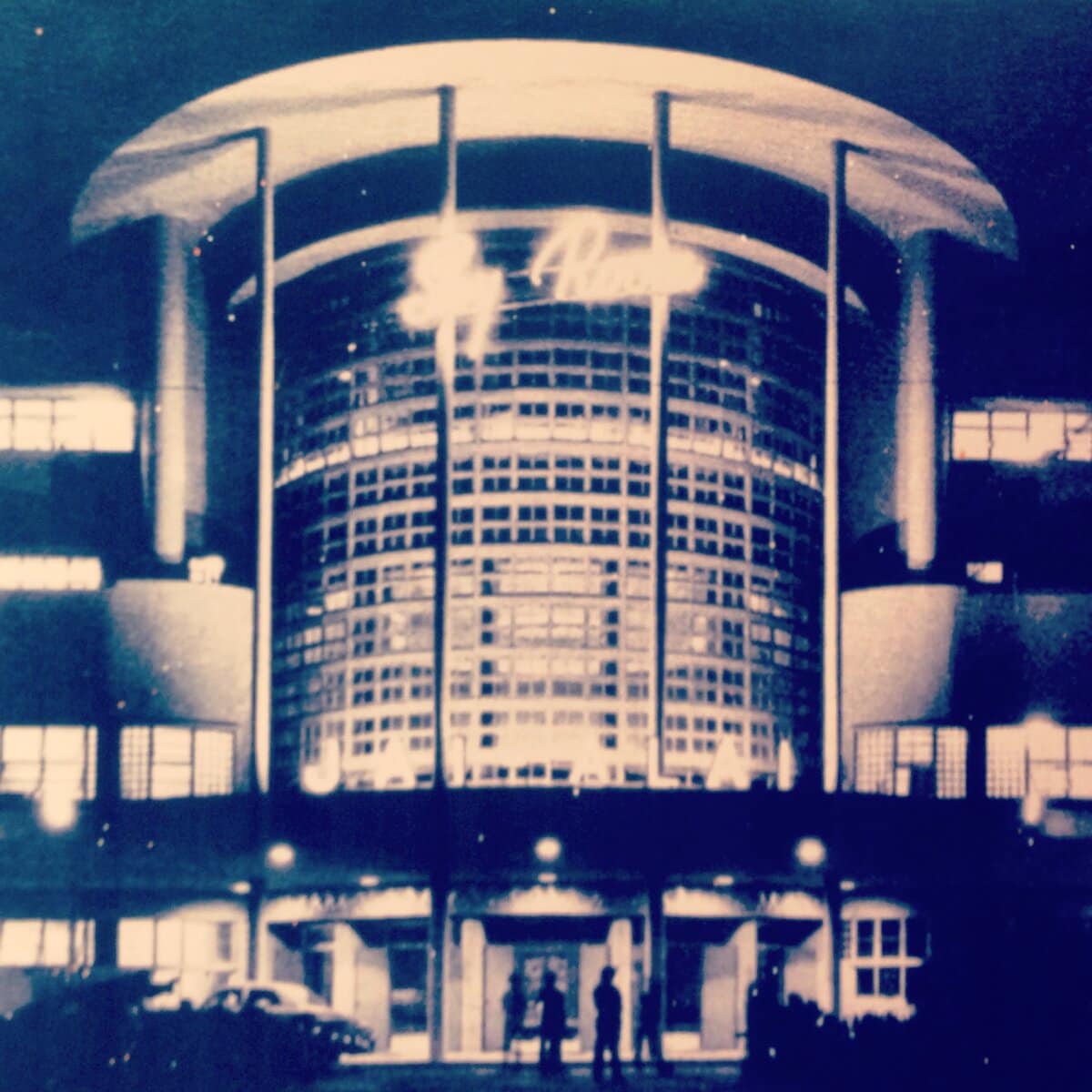Manila Jai Alai building. Photo source: I took a photo of this from a collage of photos of old Manila on the wall of a Chinese restaurant and can’t find any credits on who originally took this picture.